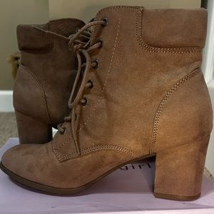 Madden Girl - boots Tell, Dark Taupe size 8 never been worn
